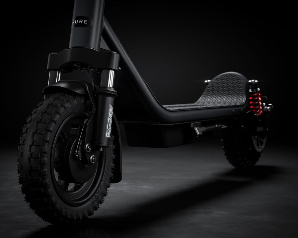 AIR⁶ ULTRA SUSPENSION
Our longest-range e-scooter ever.